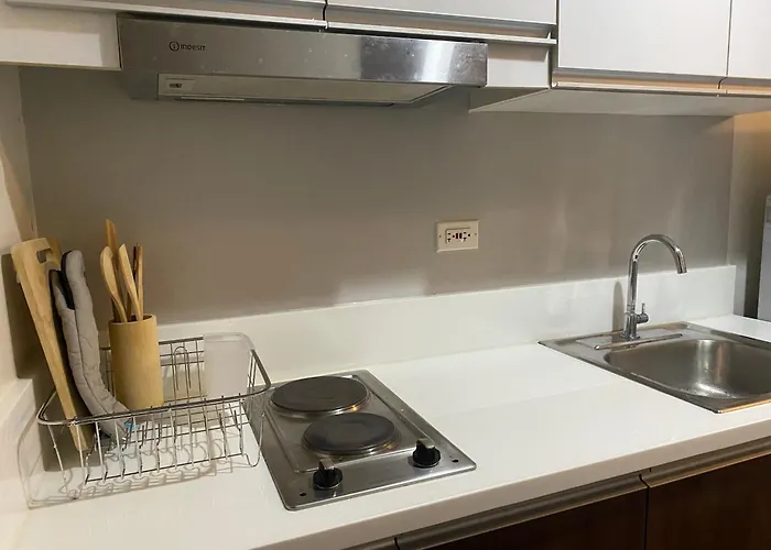Aparthotel Modern Chic At Makati With Wifi And Netflix 3*