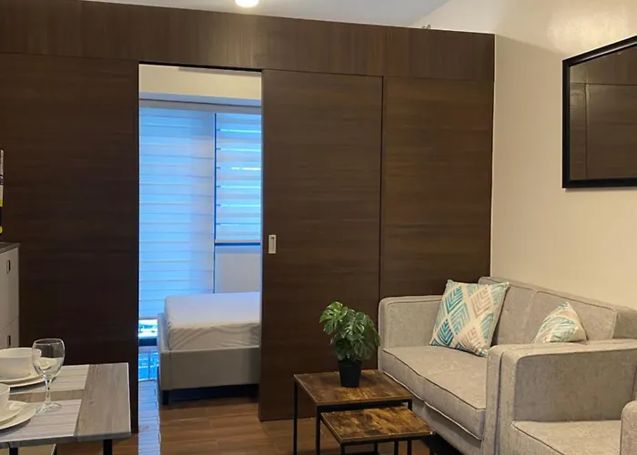 Modern Chic At Makati With Wifi And Netflix Aparthotel